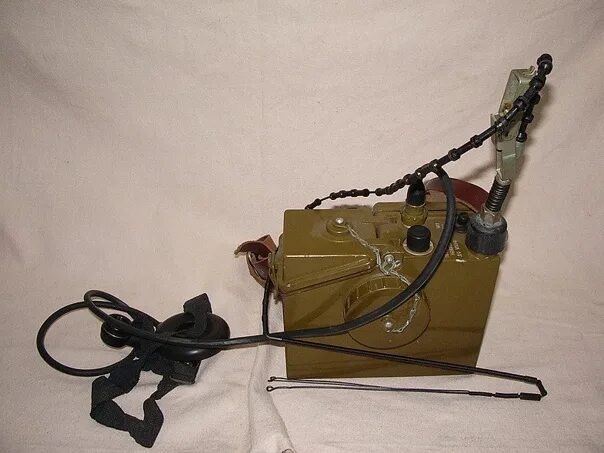 Радиостанция р 126. Армейская рация р-126. Радиостанция р 126. Пехотная радиостанция р-126. Р126 рация.