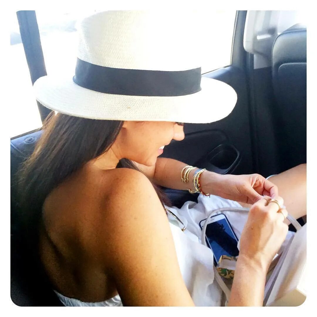 меган маркл инстаграм. меган маркл босиком. подруга меган маркл джессика малруни. меган маркл в купальнике.