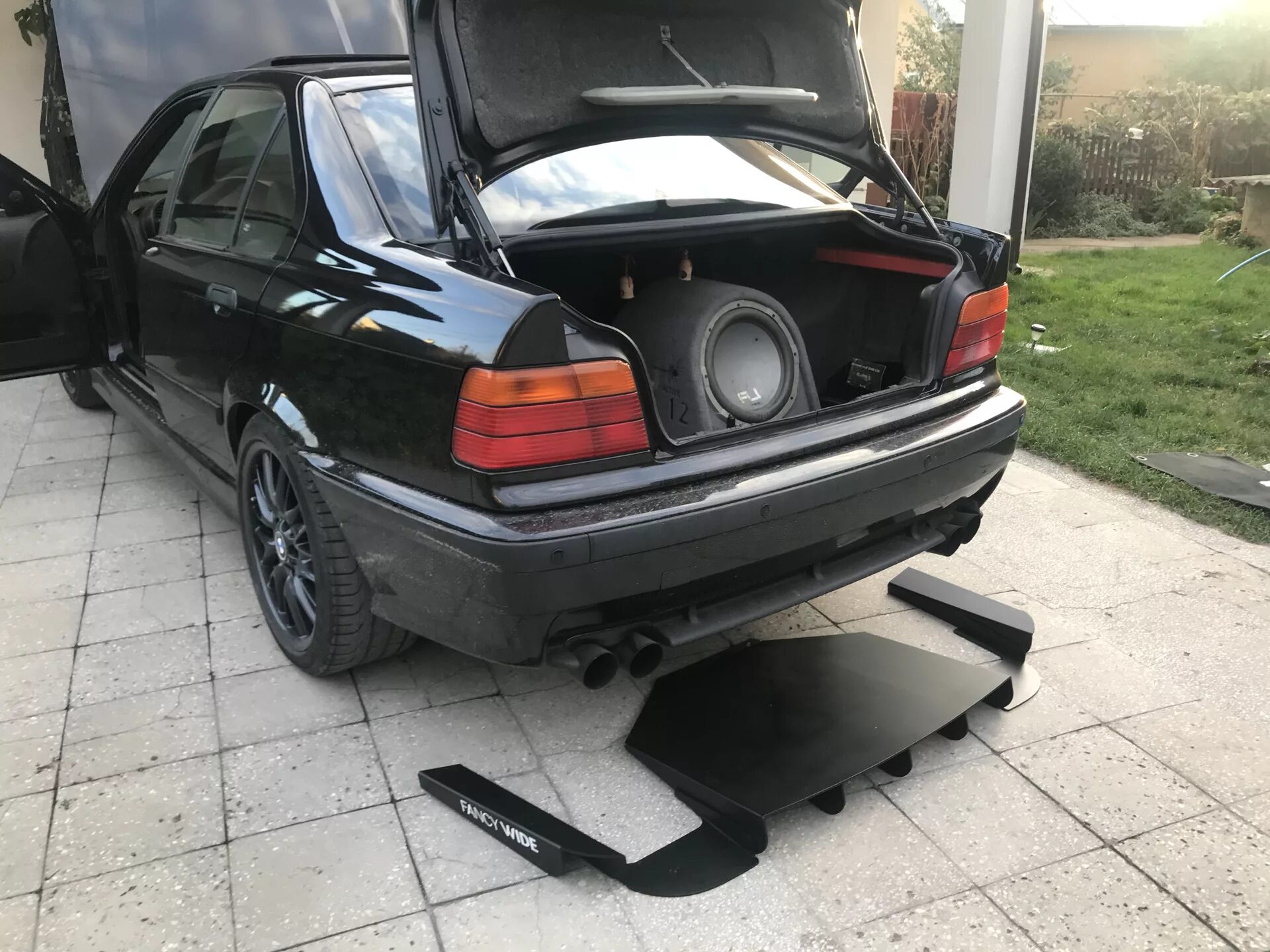 Бампер бмв е36. Задний диффузор на БМВ е36. Задний диффузор BMW e36. Диффузор БМВ е36. Задний диффузор БМВ е46.