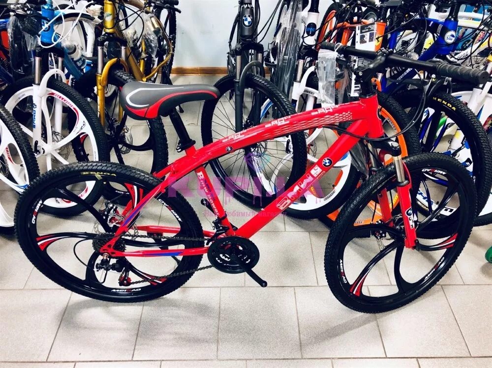 Велосипед на сайте можно купить. Велосипед БМВ красный. Спортивный велосипед БМВ. Велосипед БМВ на литых дисках. Велосипед BWP на литых дисках.