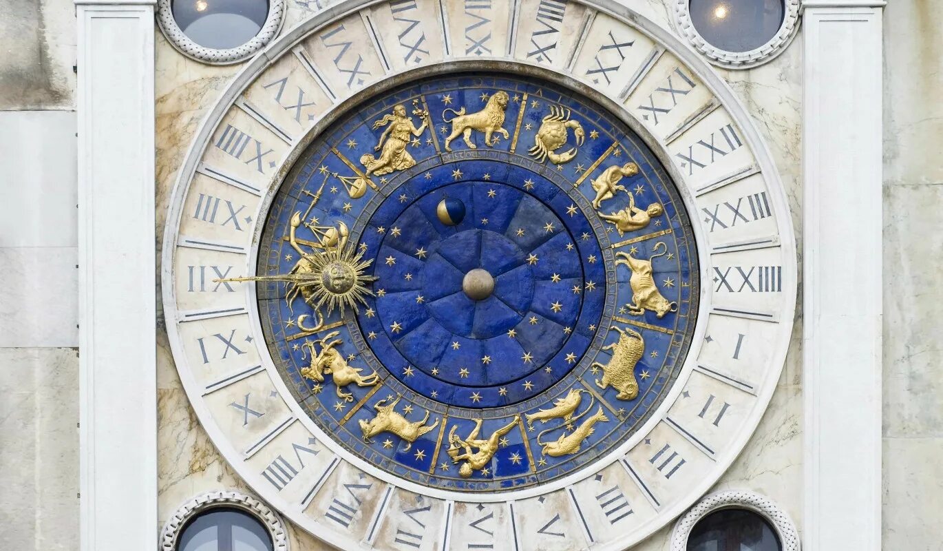 Астрология. Астрологические часы. Средневековый Зодиакальный круг. Астрология в древности.