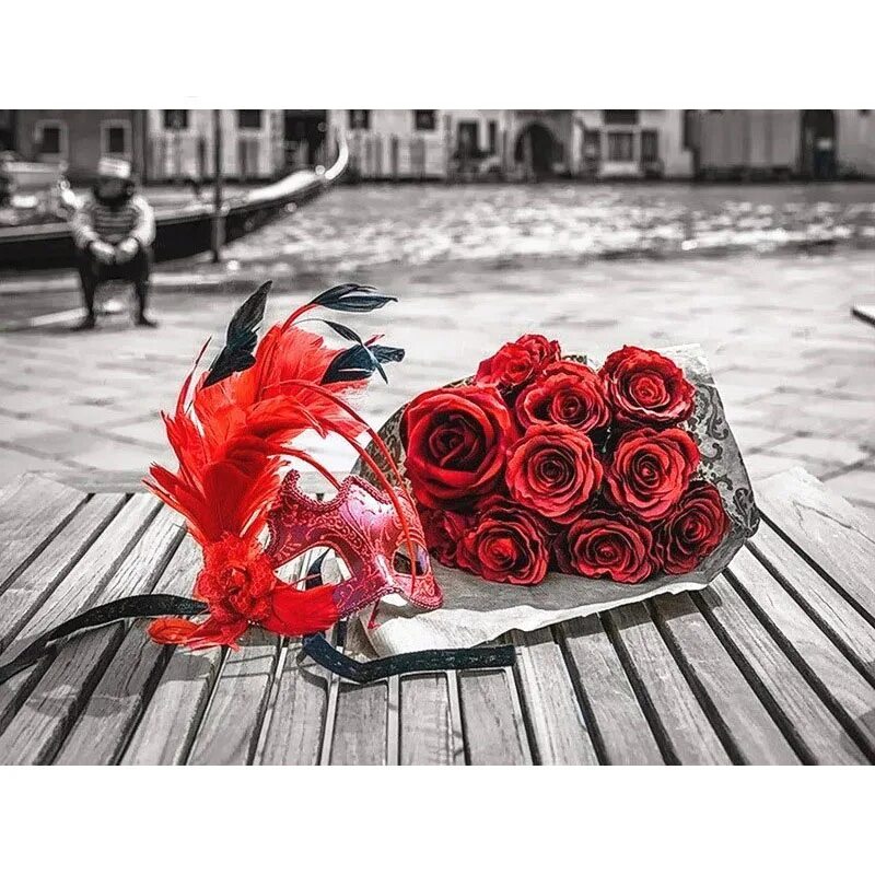 Серо красная картинка. Ассаф Франк картины. Романтичная Венеция \ фотограф Assaf Frank. Красный цветок. Черно белые с цветными элементами.