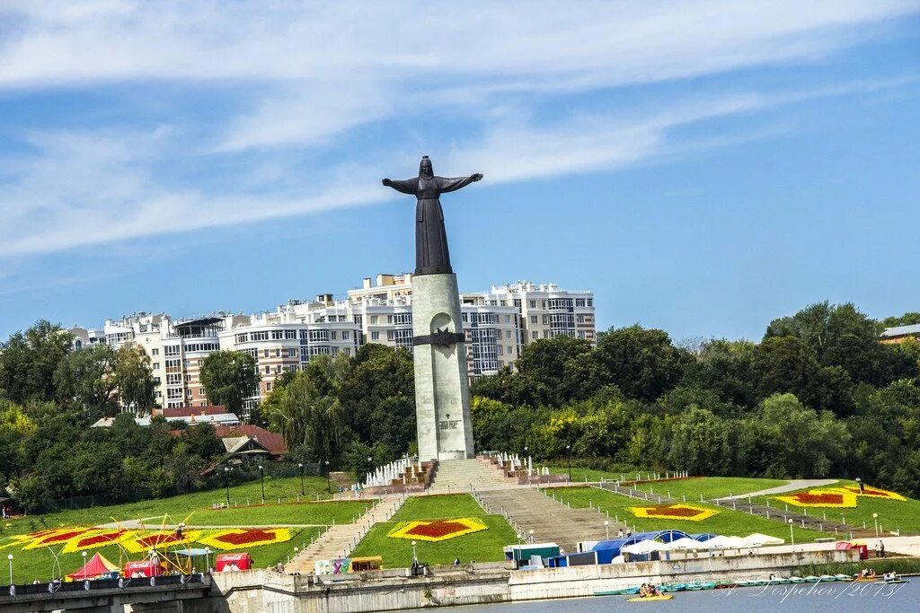 Ш чебоксарах. Город Чебоксары. Чебоксары достопримечательности. Чебоксары фото. Чебоксары фото города.