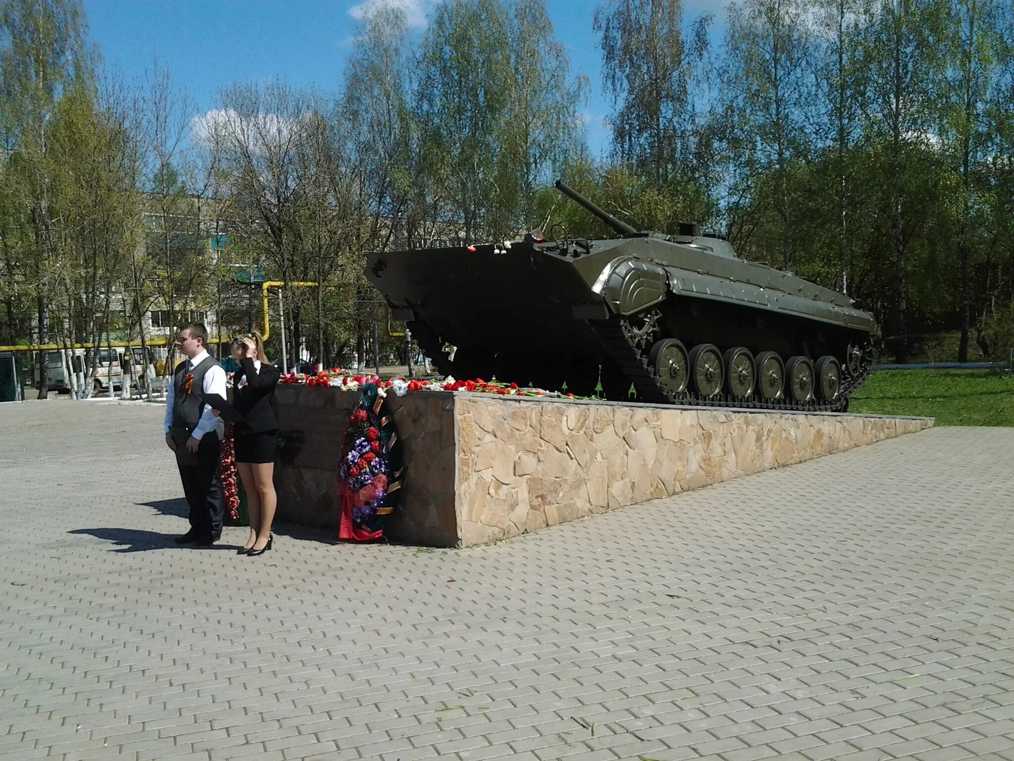 Пл мужества метро. Площадь победы санкт-петербург. Мужества площадь часы. Площадь мужества санкт-петербург. Проспект мужества метро.
