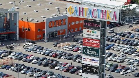 Парковка торгового центра
