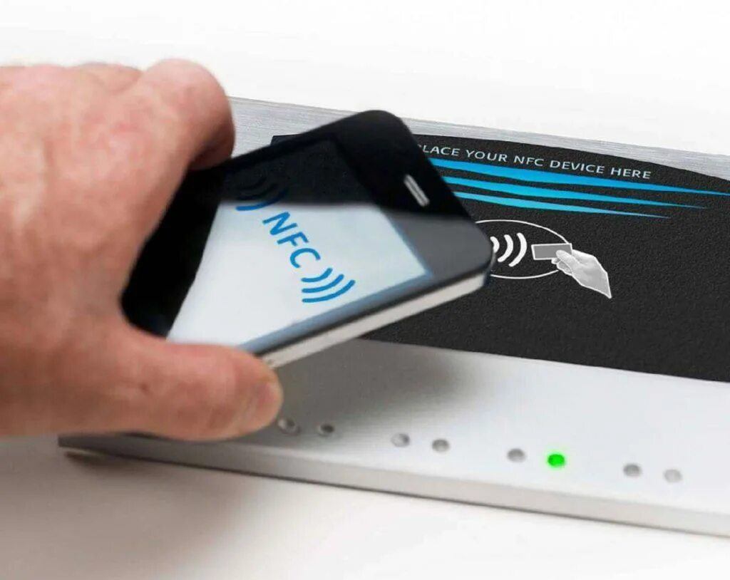 Google play nfc. Внешний nfc модуль. модуль nfc для смартфона. что такое nfc в смартфоне. nfc 2025.