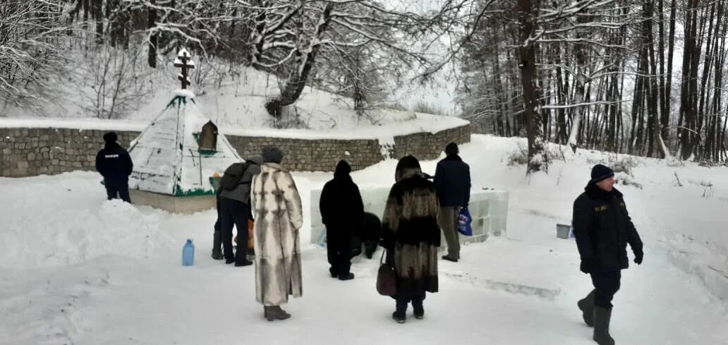 В деревне Дешовки освящены колодец и купель - Козельская епархия