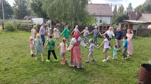 Заводили хоровод