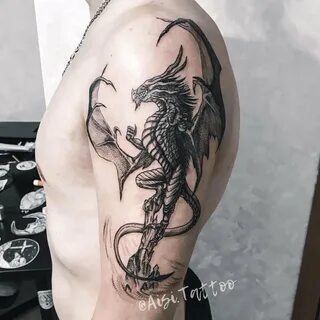 Мужские татуировки дракона на плече (78 фото)