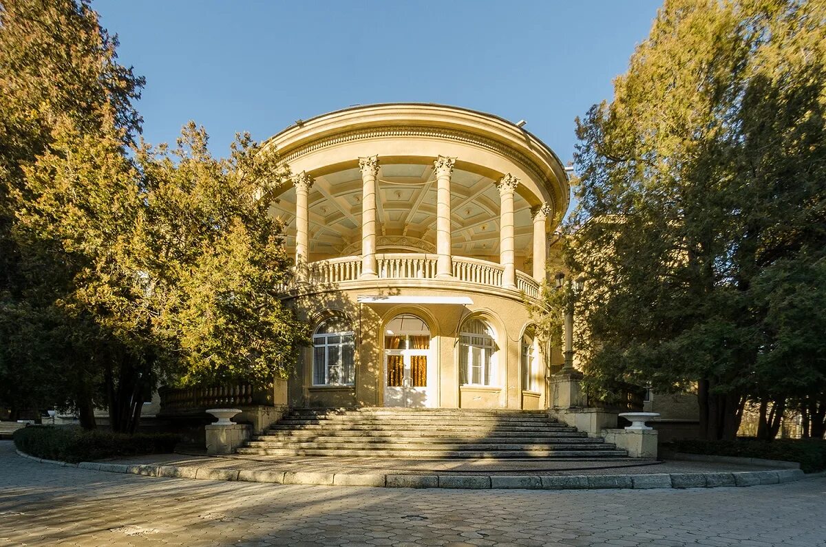 Санаторий шахтёр ессентуки официальный сайт. Шахтер есентуки. Шахтер есентуки. Санаторий шахтер ессентуки. Санаторий амакс шахтер ессентуки.