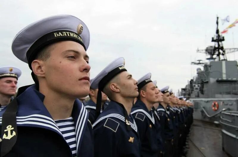 Сколько сейчас служат на флоте