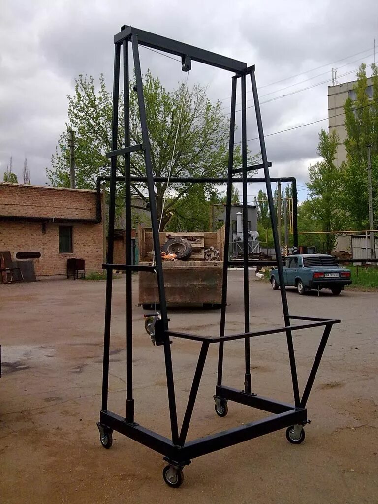 Подъемник колодца. Подъемник для колодезных колец. подъемник для колодца. подъемник для бетона своими. электрический подъемник для колодцев.