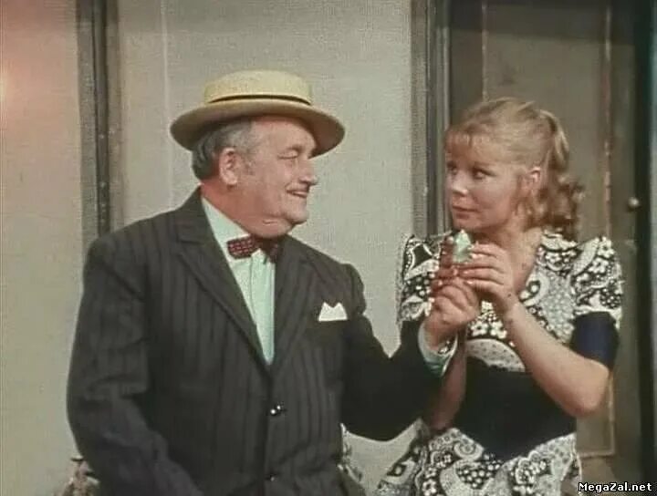 телеспектакли советских годов. ссср фильм спектакль. советские телеспектакли. миронов и мишулин в спектакле маленькие комедии большого дома. андрей миронов маленькие комедии большого дома.