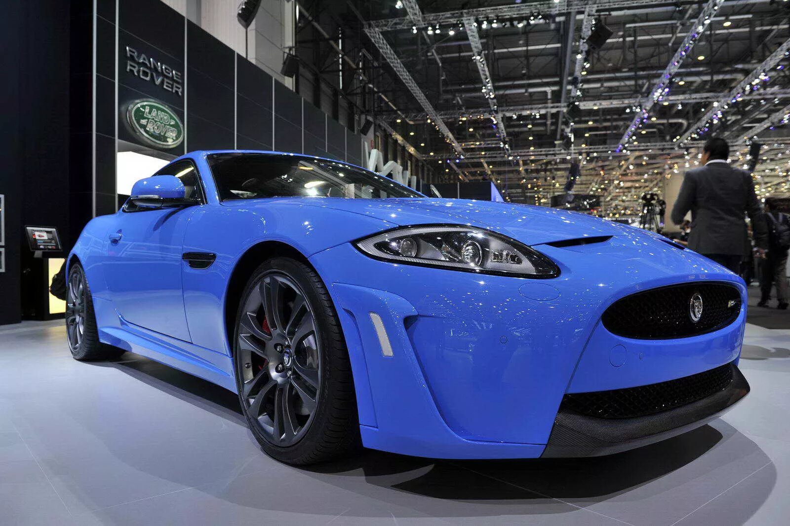 Jaguar xkrs. мазерати гранд туризмо. как выглядит синяя машина. лотус эвора спорт синий. ягуар xfr s 2013.