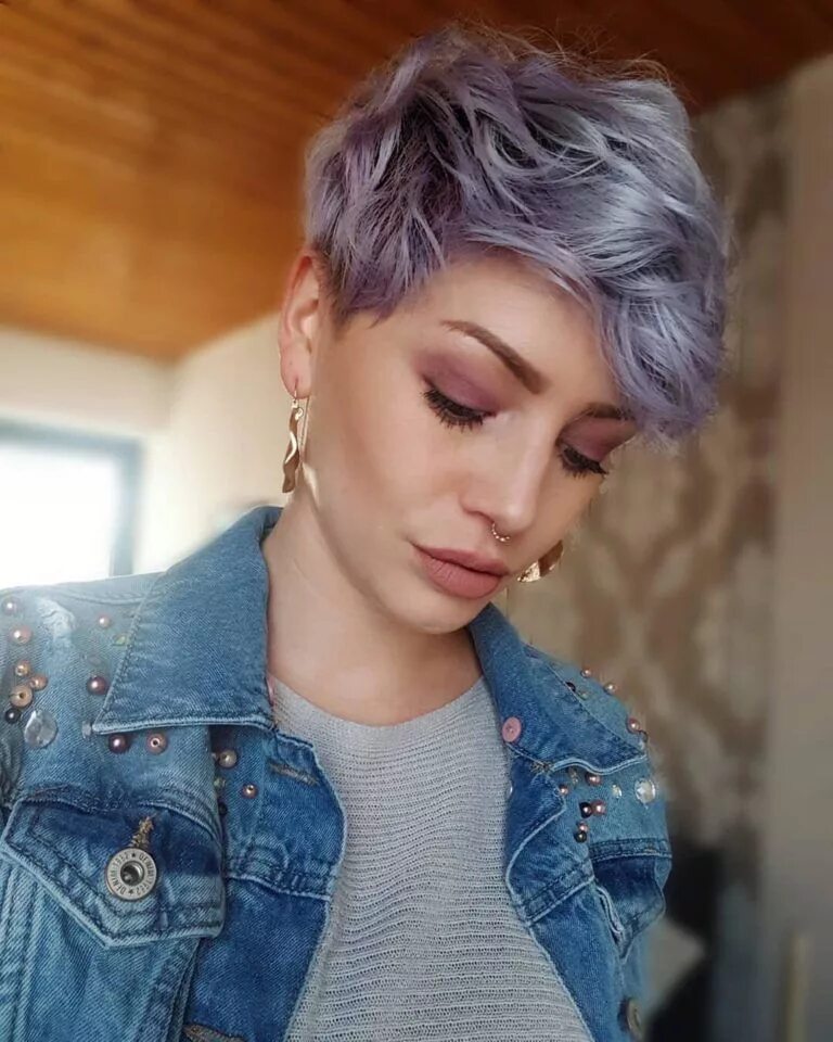 Trending Frisuren 2019 - Kurze geschichtete Frisuren - Dede Wacasey Smith - #ded