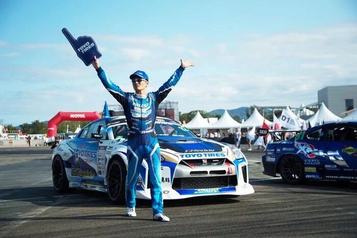 Кавабата дрифт. Nissan silvia s15 toyo tires. Nissan gtr масато кавабата. Nissan gtr 35 kawabata. Кавабата дрифт.