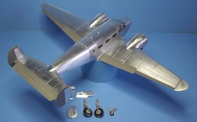 1 48 01. ICM 1/48. Модель самолета Lockheed u 2 1/48. Ту-2 ICM. Спарка Ревелл Мессер 1/48.