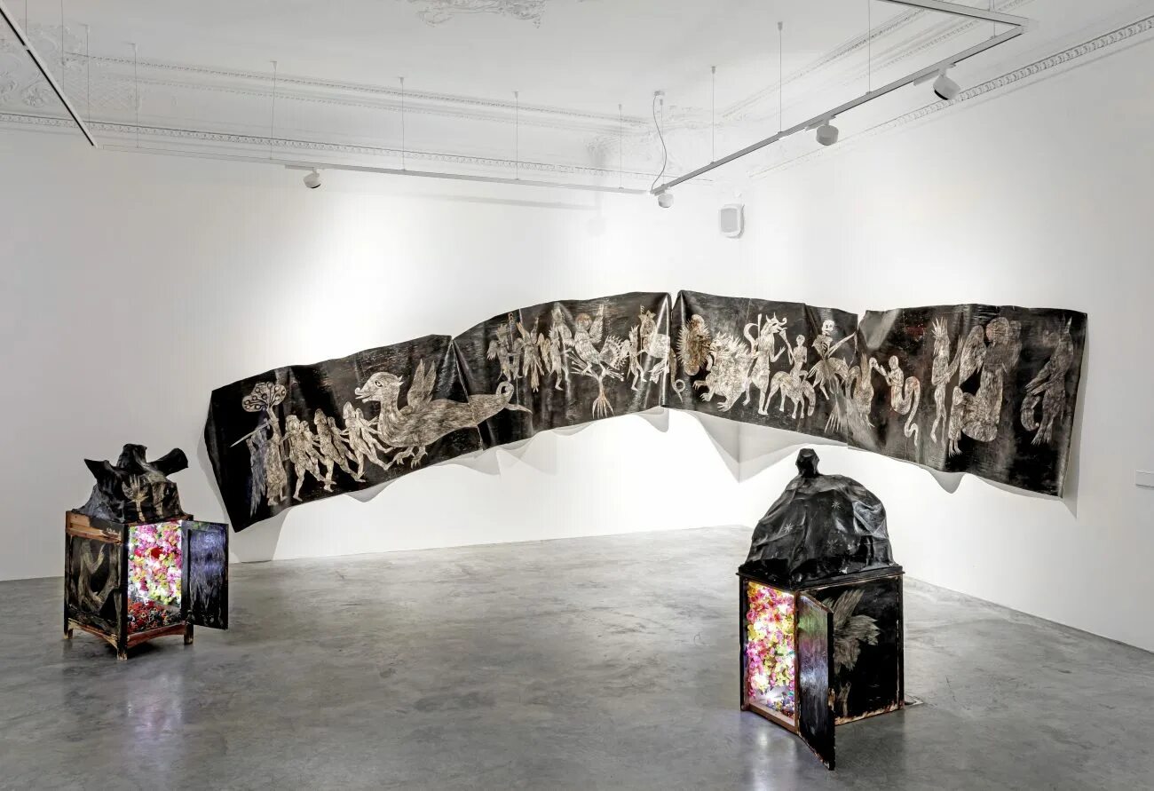 Галерея миф. Галерея миф. Myth gallery. Галерея миф. Никита сазонов музейный сценограф.