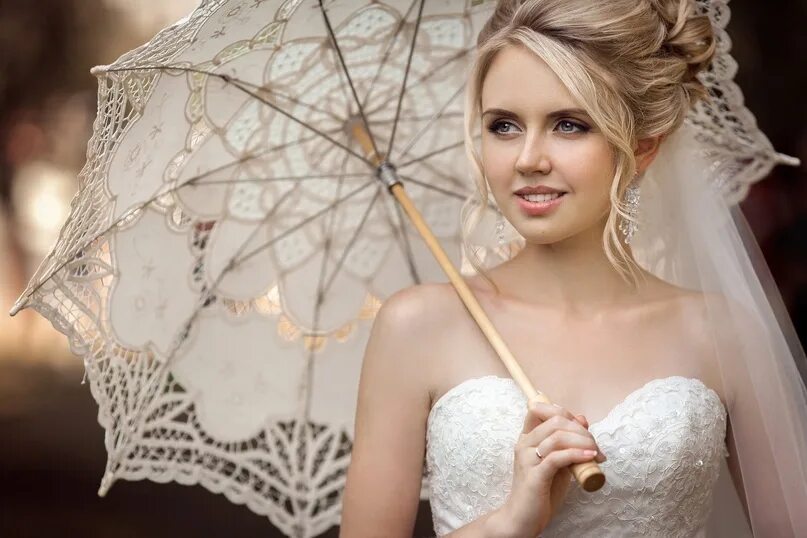 Девушка в свадебном платье. Свадебный макияж для блондинок. Красивые невесты в свадебных платьях. Красивая невеста. Невеста 156.