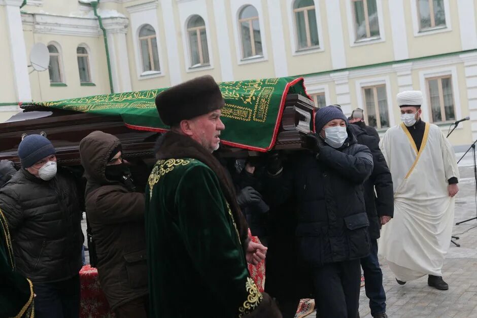 Залютдинов Ренат Гильмутдинович. Прощание с Ренатом Ибрагимовым. Похороны Рината Зилялютдинова президента рестораторов Казани.