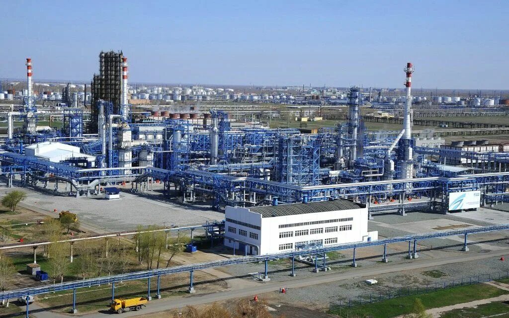ОНПЗ Омский нефтеперерабатывающий. Омск завод НПЗ. Нефтеперерабатывающий завод Газпромнефть Омск.