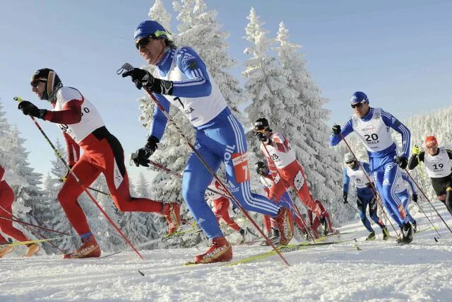 Перспективы лыжного спорта. Лыжные гонки. Лыжные гонки картинки. Лыжные гонки дети. Лыжники баннер.