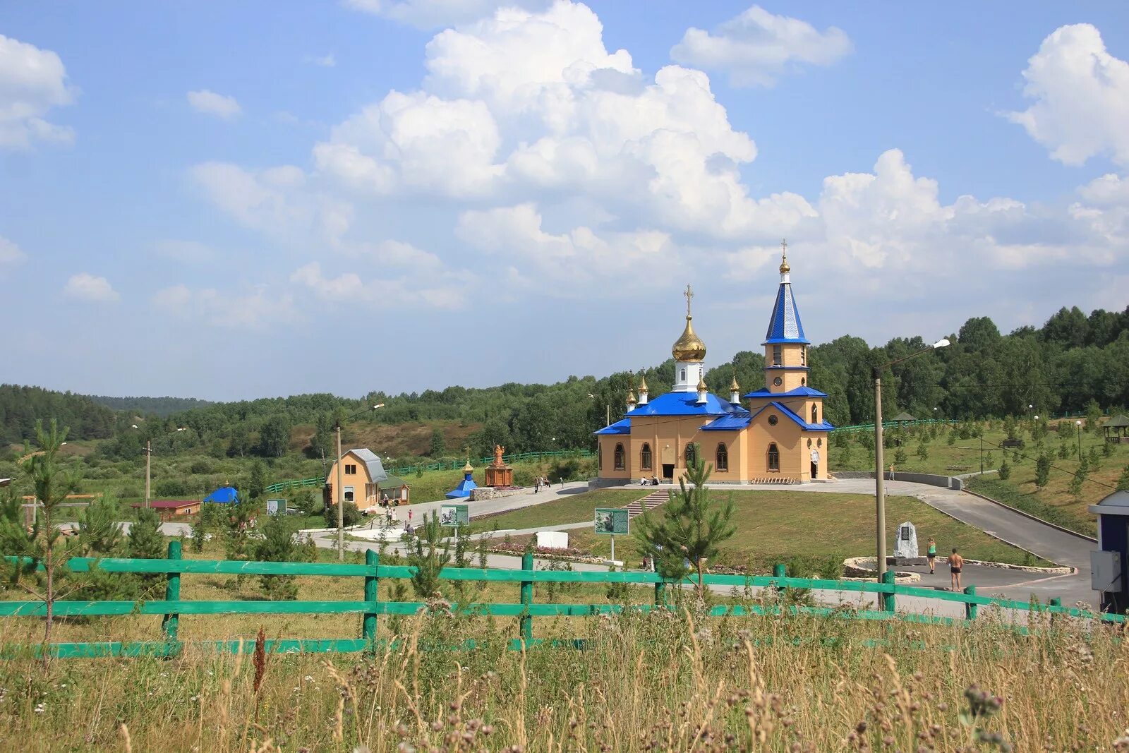 Краснодарский край кемеровская область. Салаирский Святой источник Кемеровская область. Святой источник Салаир в Кемеровской области. Салаир Святой источник храм.