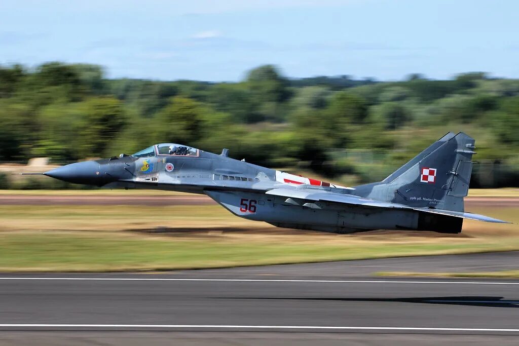 Истребители польши. Mig 29. Миг-29 истребитель. Миг-29 ВВС Польши. Mig-29 Fulcrum.