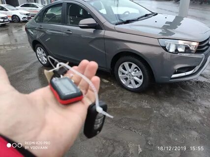 Как открыть ладу весту если сел аккумулятор