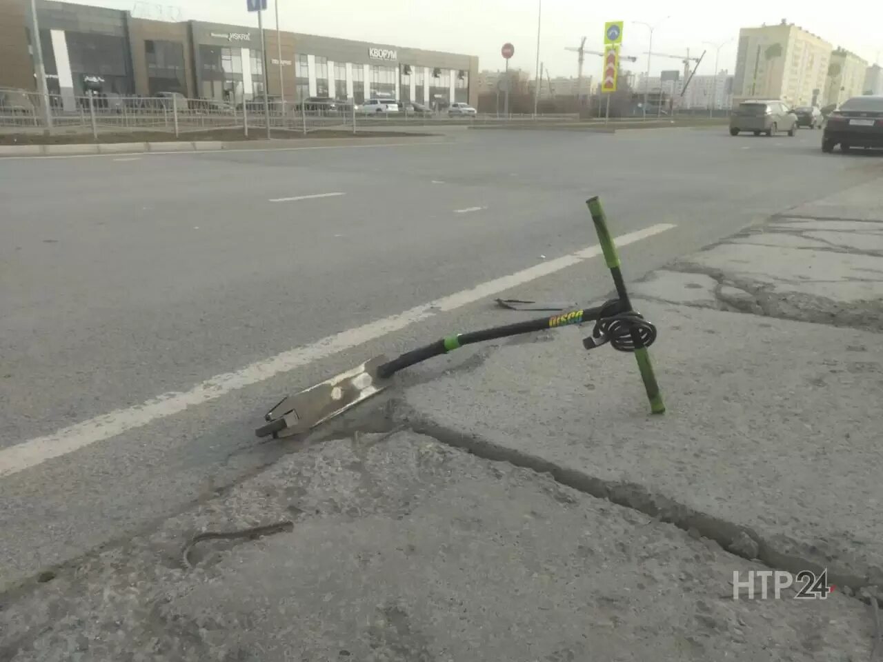 Футбольное поле нижнекамск. Спортивная площадка в горьковском. Дрон в нижнекамске сегодня новости. Генеральный директор танеко нижнекамск. Нижнекамск сбили ребенка.