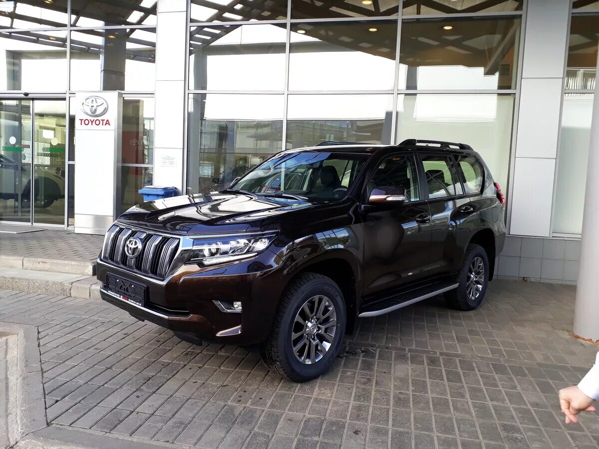 прадо 150 бензин 2018. Toyota land cruiser prado 150. Toyota land cruiser prado 2020. тойота ленд крузер прадо 2018. прадо 150 бензин 2018.