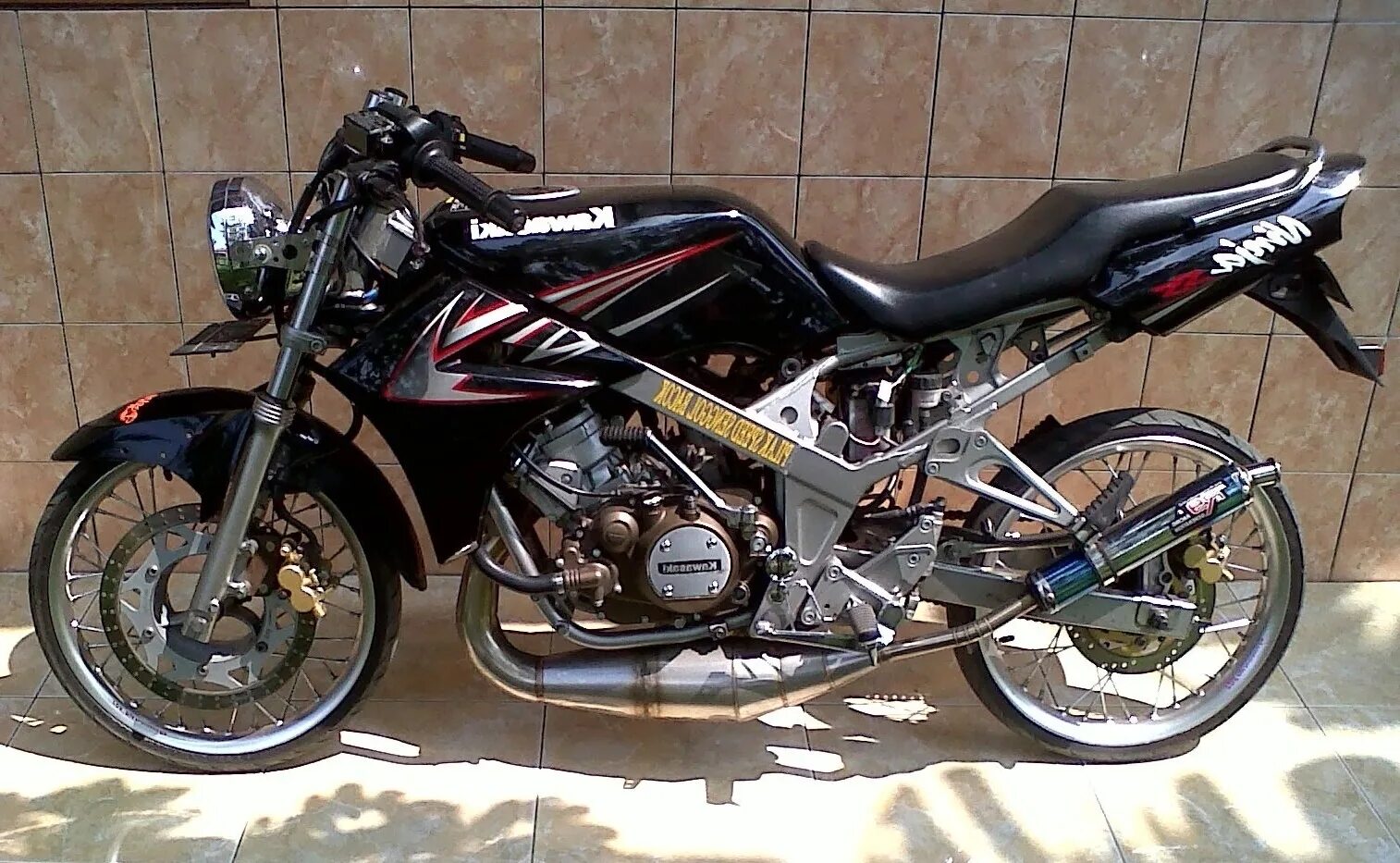 Kawasaki ninja 150. Ninja r. Kawasaki ninja 250r бак. Ninja hb150eu. Kawasaki ninja 250r.