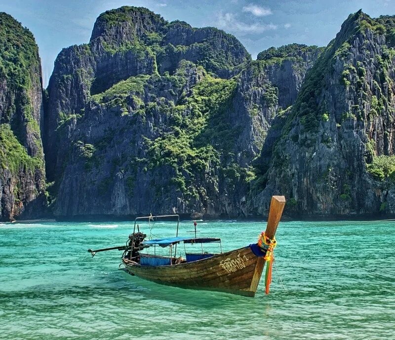 Лодка на море Тайланд. Нячанг лодки. Море Тайланда Пхукет. Лодка на острове. Boat island