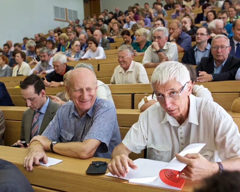 Мгу факультет вычислительной математики. Факультет ВМК МГУ имени м. в. Ломоносова. Преподаватели ВМИК МГУ. ВМК МГУ Кафедра матфиз. Кафедра математической кибернетики ВМК МГУ.