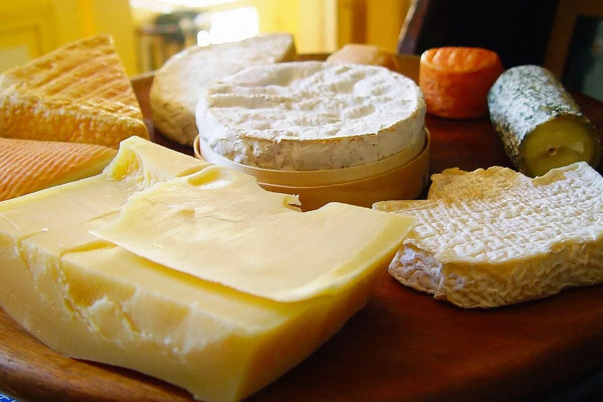 Сыр день и ночь. Сыр. Необычные сыры. Красивый сыр. Вкусные сыры.