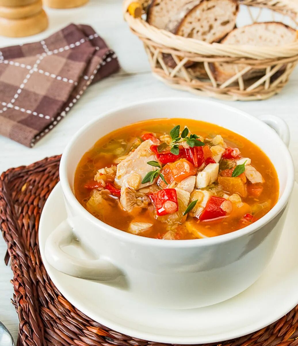 Куриный суп с чечевицей и картофелем