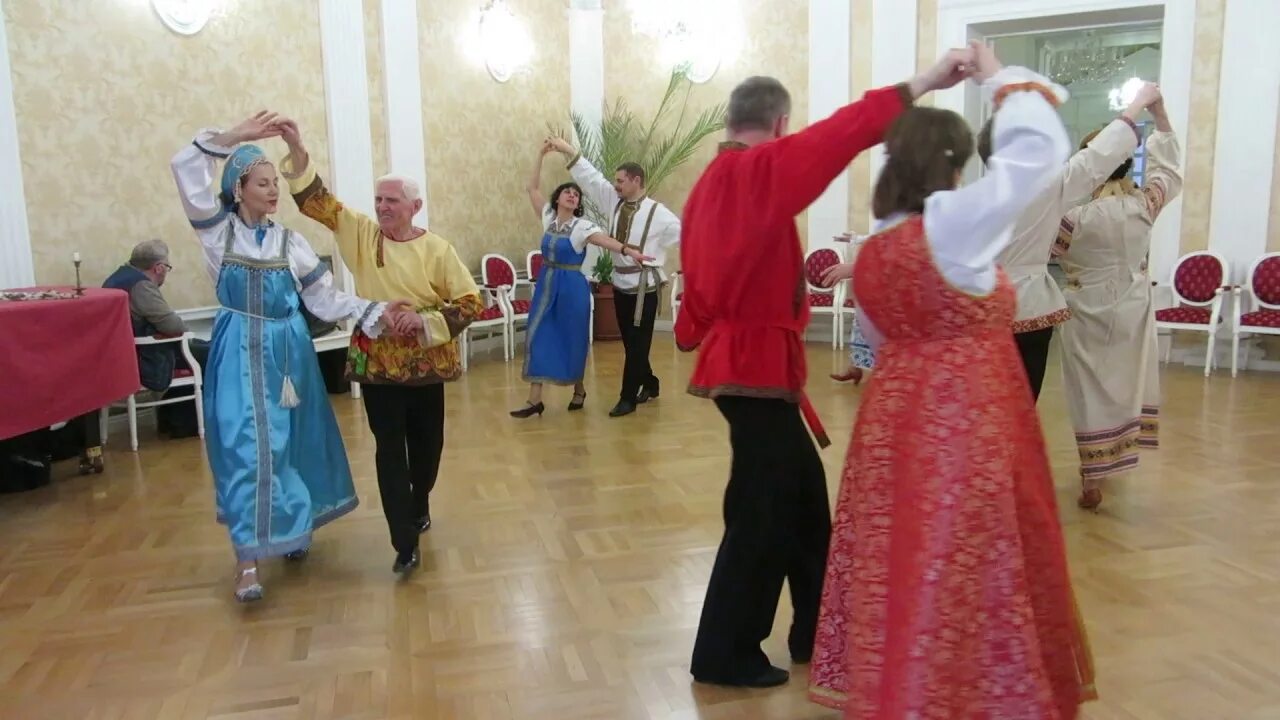 Бал танцы видео. Танец Сударушка. Сударушка бальный. Русский народный танец Сударушка. Сударушка русский танец.