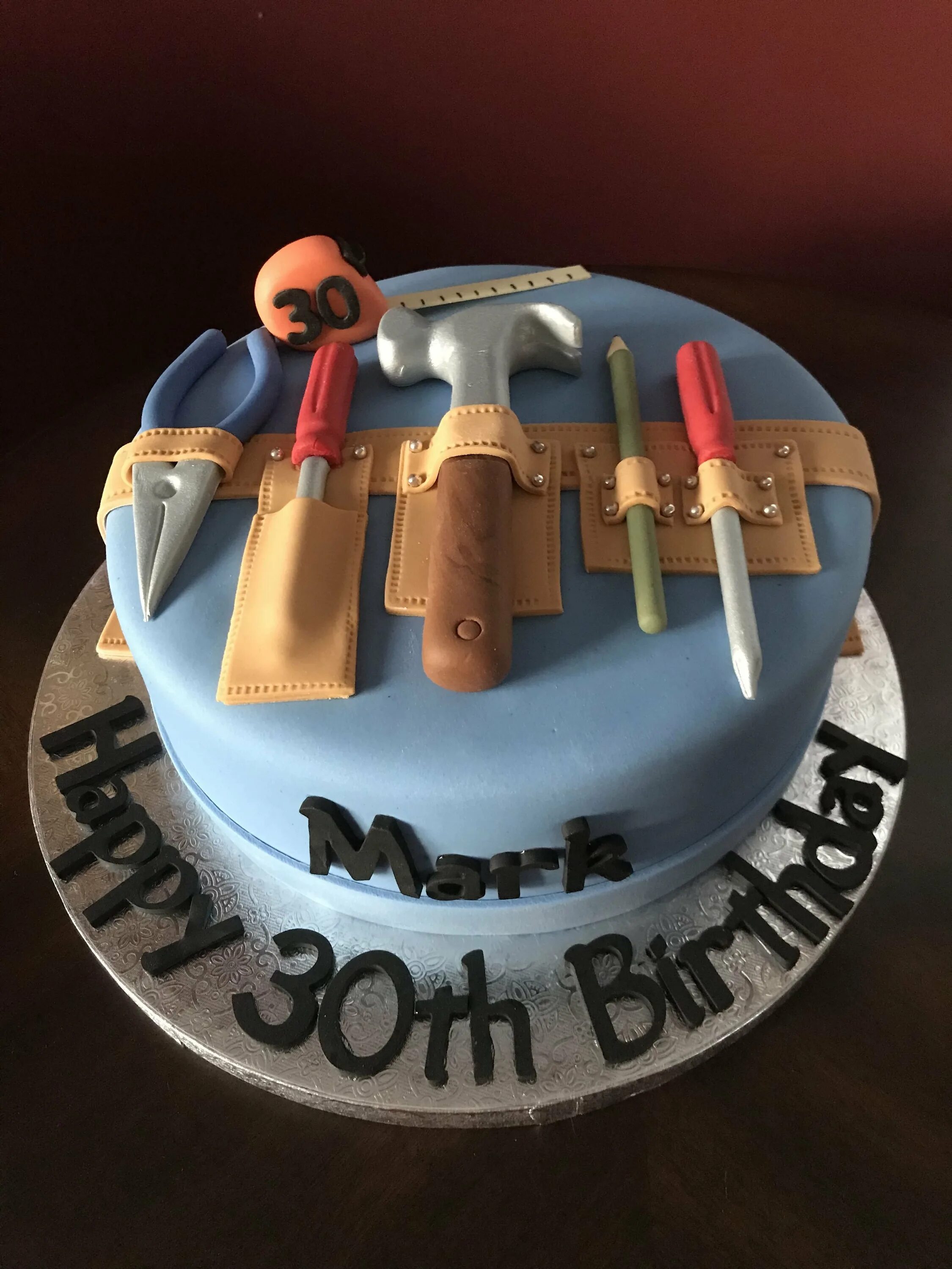 Торп папае на день рождения. Торт папе на день рождения. Декор торта на день защиты детей. Декор торта для мужчины. Торты для пап.