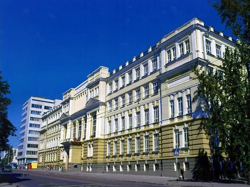 Курский государственный университет, курск, улица радищева, 33. Курск кгу свечка. Курский государственный университет логотип. Педагогический институт курск. Курский государственный университет факультеты и специальности.