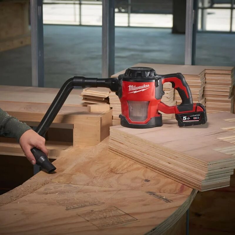 Пылесос Milwaukee m18 CV. Пылесос Милуоки аккумуляторный. Пылесос Milwaukee m18 CV-0. Пылесос Милуоки 0882-20. Пылесос милуоки