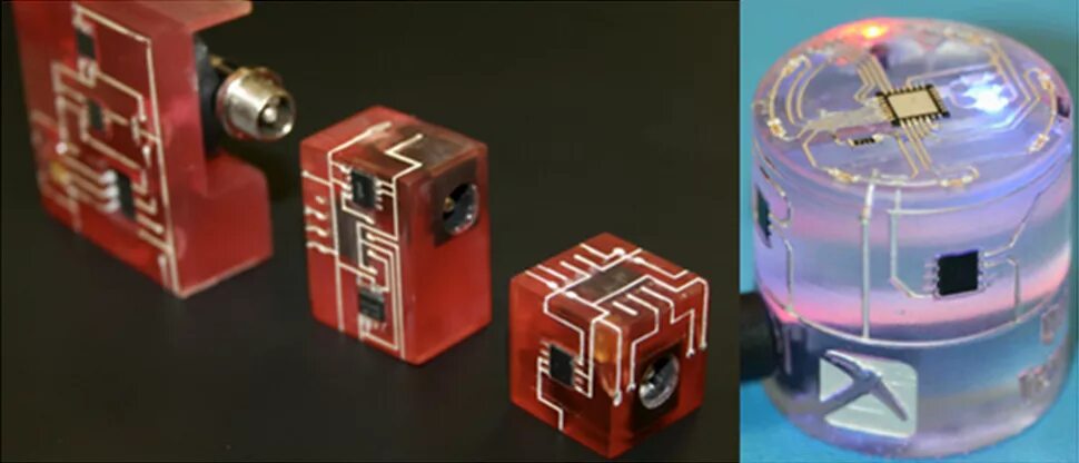 Портативная приставка smach z. Saxon electronic watch. Калькулятор в будущем. Геймпад с экраном игровой. Портативная игровая консоль jxd китай.