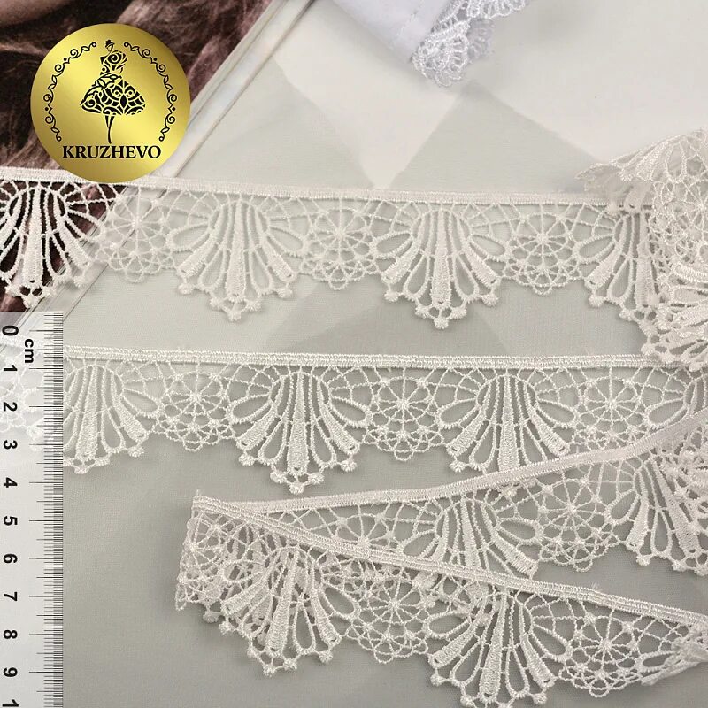 Изящных ажурных. Готовые воротники. 13/180 цв. Кружевной воротник. Оплечье кружевное.