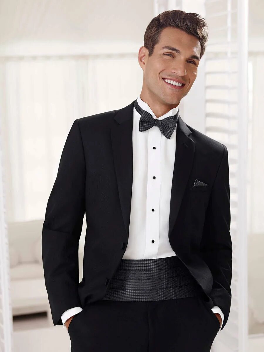 Смокинг черный. Мужской смокинг чёрный. Смокинг мужской классический. Смокинг. Tuxedo.