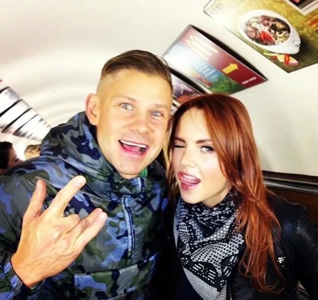 смитт питер смит. бри ларсон и роберт дауни младший.