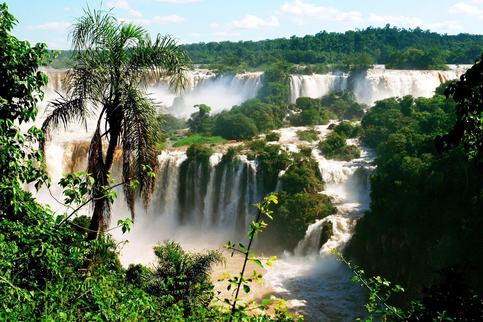 Игуасу (национальный парк, Аргентина). Водопады Игуасу Аргентина Бразилия. Национальный парк Игуасу, Бразилия / Аргентина. Водопад Игуасу в Южной Америке.
