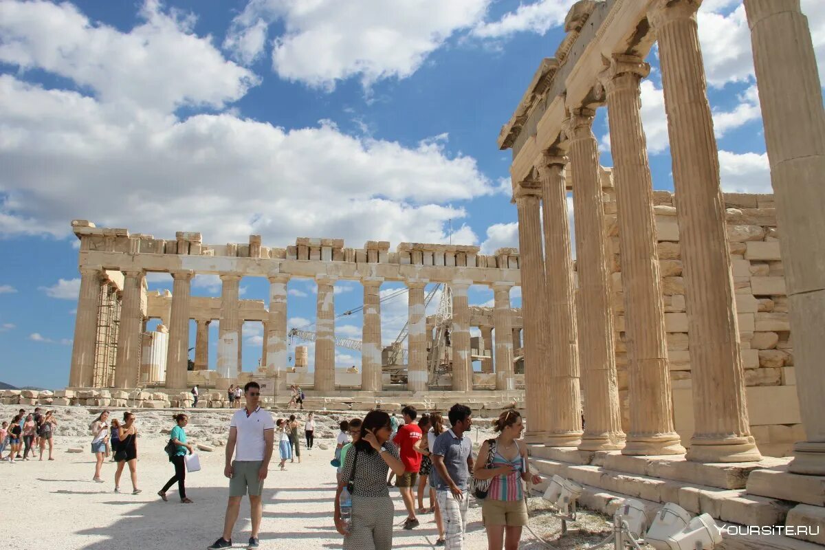 Самая большая греческая. The Parthenon, Acropolis, Athens, Greece, Греция. Эрехтейон в афинском Акрополе. Афинский Акрополь Парфенон Эрехтейон. Парфенон в Риме.