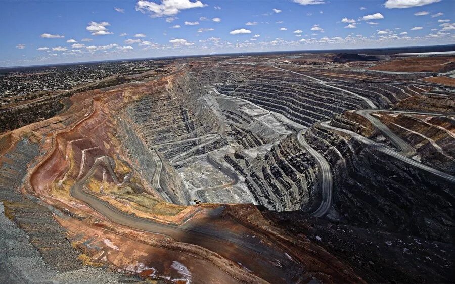 Калгурли Австралия рудник. Калгурли месторождение Алмаз. Золотой рудник Биг пит. Добыча полезных ископаемых.
