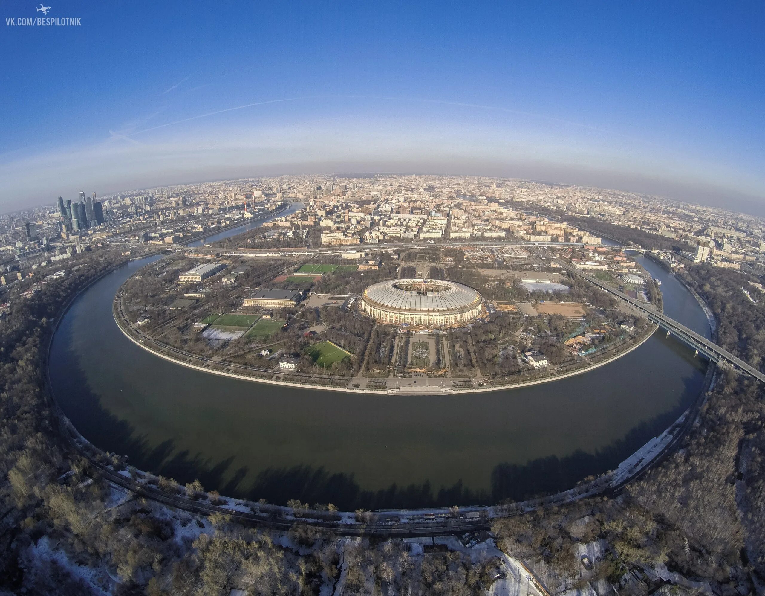 аэрофотосъемка с квадрокоптера москва. аэрофотосъемка москва. тверская застава с высоты. аэрофотосъемка с квадрокоптера москва. аэрофотосъемка москва.