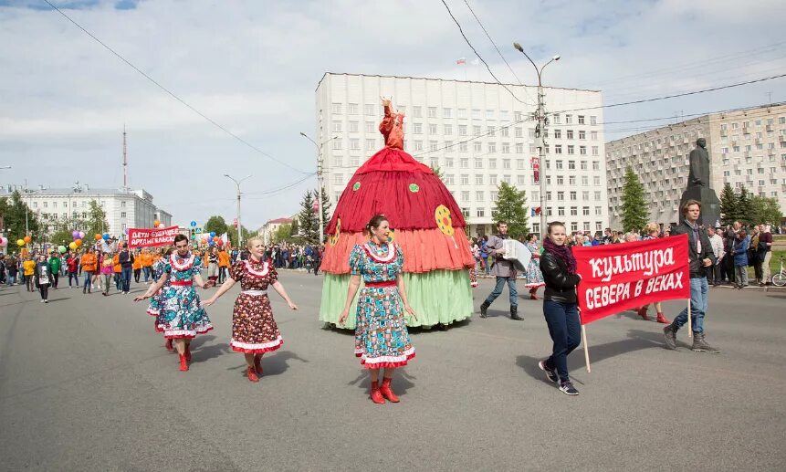 Отметить день рождения архангельске. День города Архангельск. Праздник день города Архангельска. Архангельск день города площадь Ленина. Архангельск в июне.