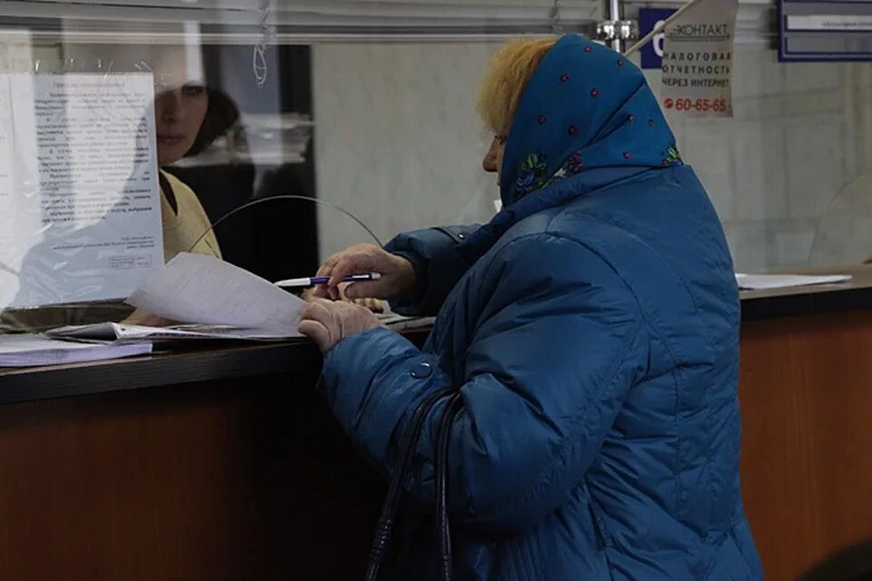 Госдума новости на сегодня о пенсиях. Заморозка пенсий. Накопительная пенсия заморожена. Заморозка пенсии картинка. Пенсия заморожена.